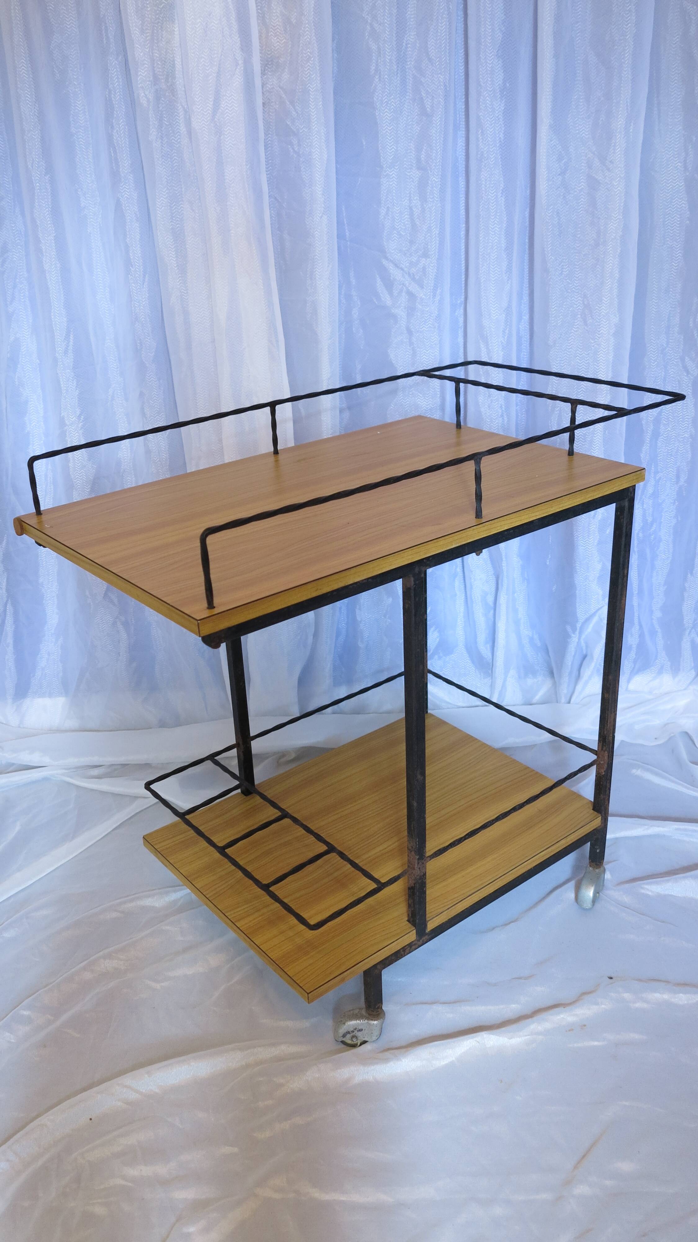 Bar roulant métal et formica