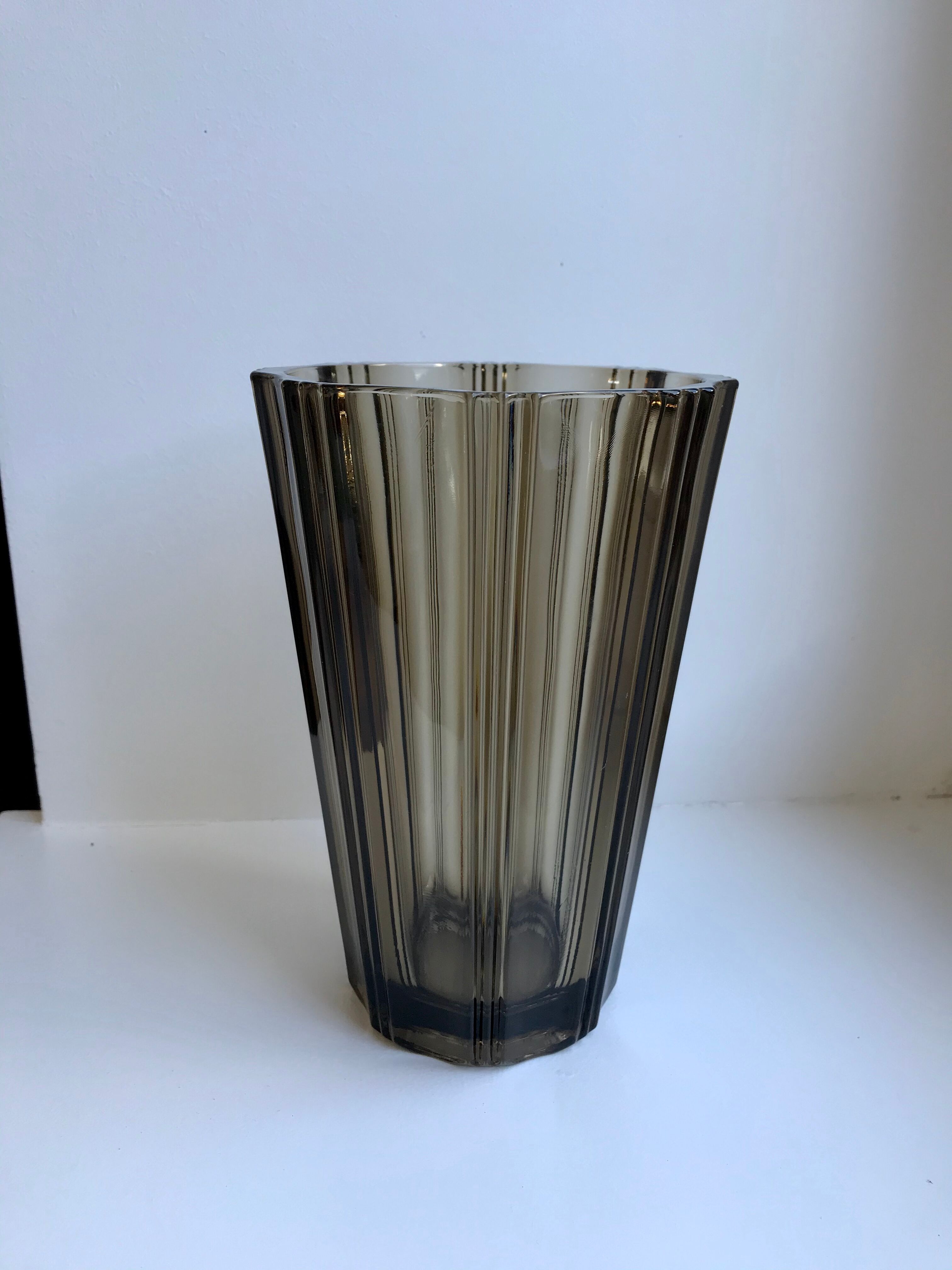 Vase in smoked glass pleated 70s