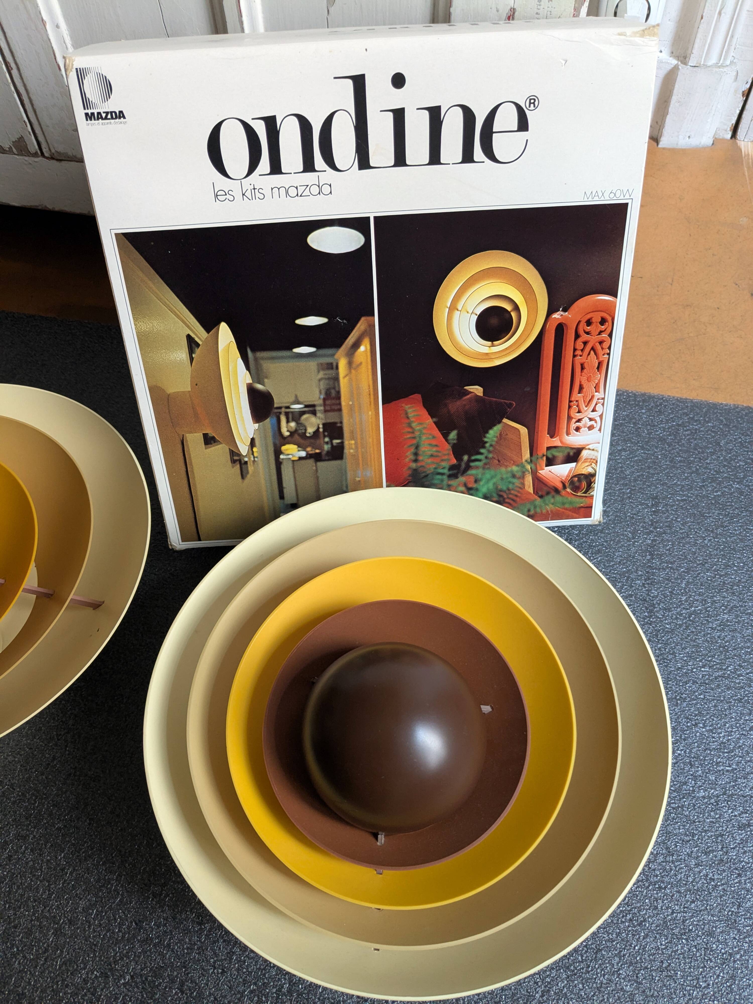 Pair of Ondine wall lights, New Age, 1970 Mazda