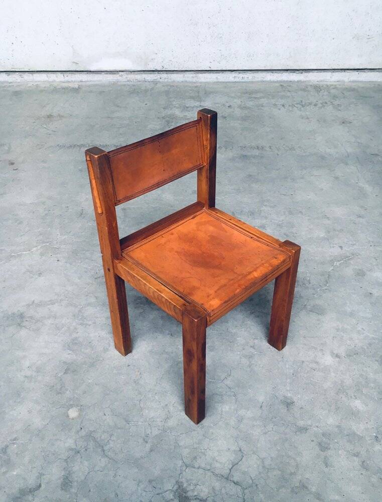 Elm and Cognac Leather Dining Room Chairs Set in the style of Pierre Chapo, Italy, 1960s, Set of 4