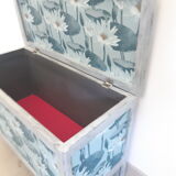 Wooden box