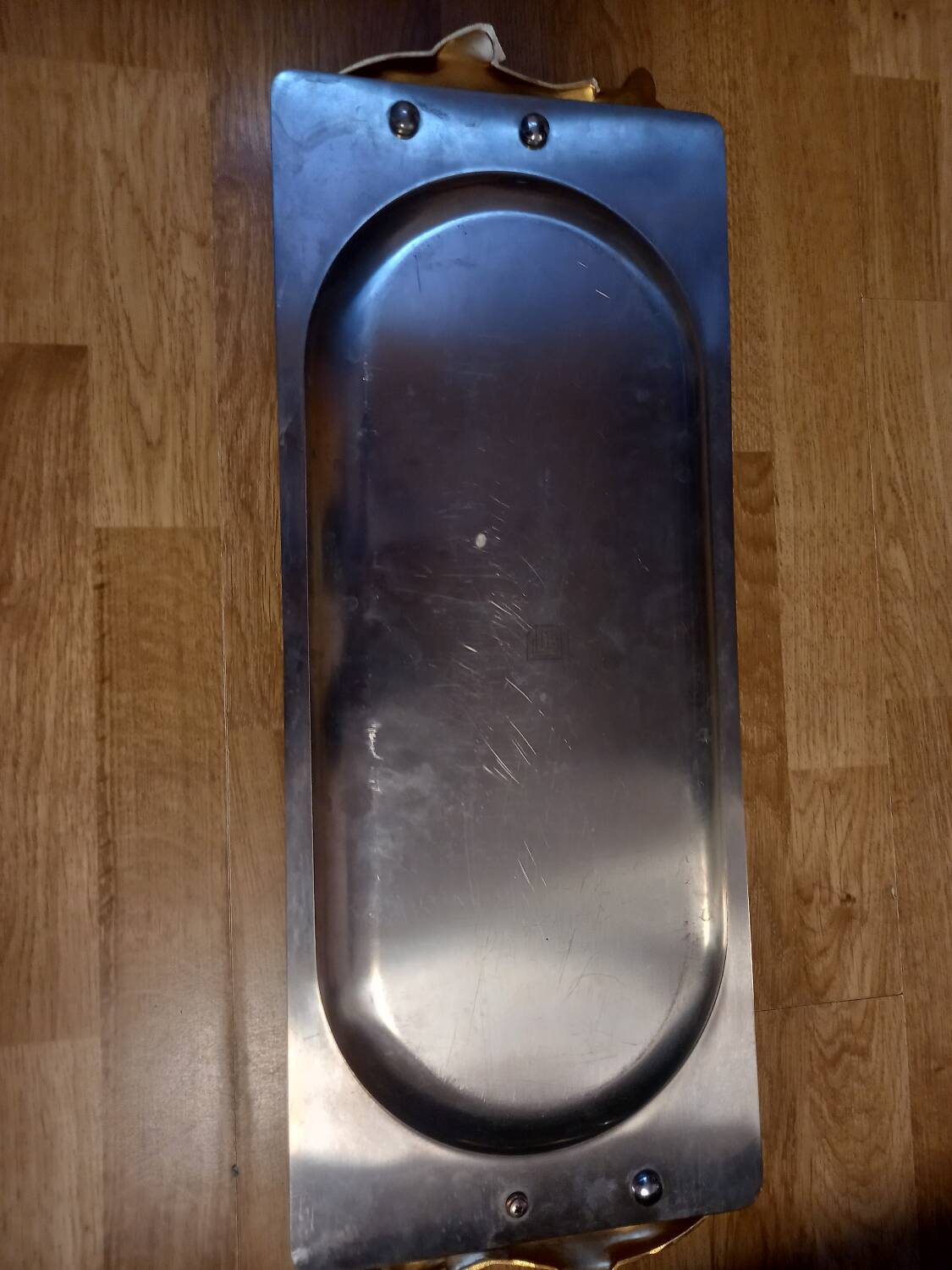 Fish serving dish