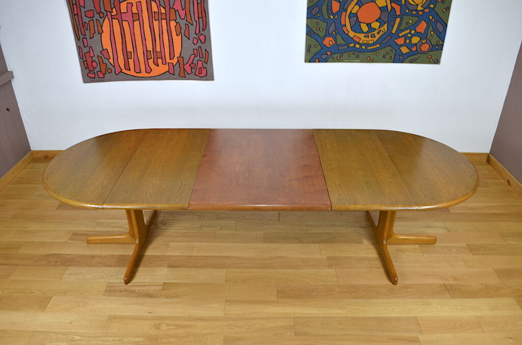 Lubke vintage 1960 Scandinavian design oval table
