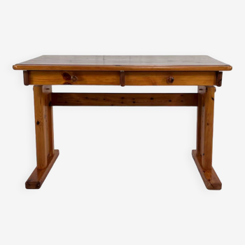 Modular and tilting wooden desk