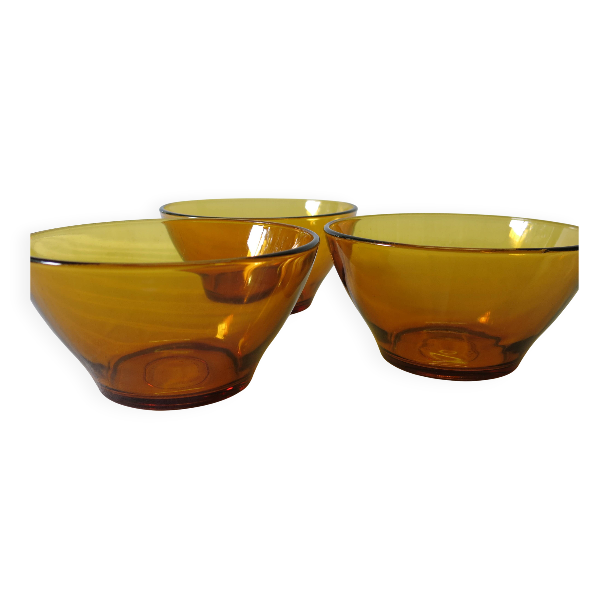 3 yellow amber glass bowls from Duralex in very good condition