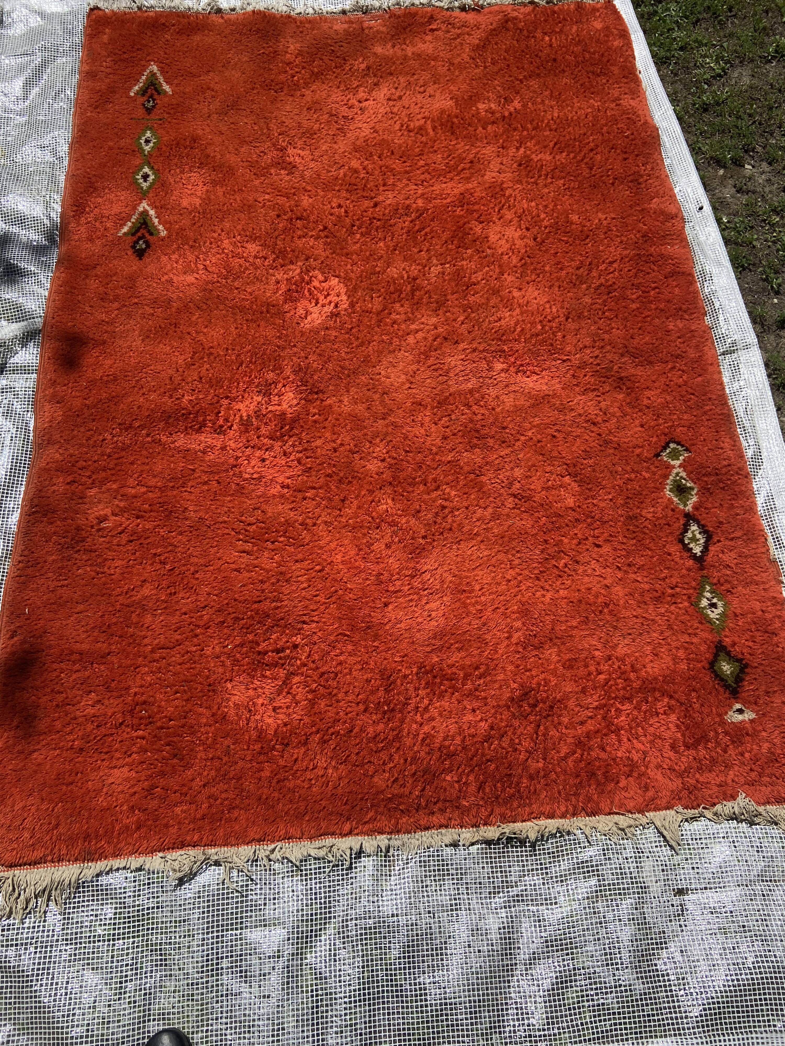 Moroccan carpet in vintage wool