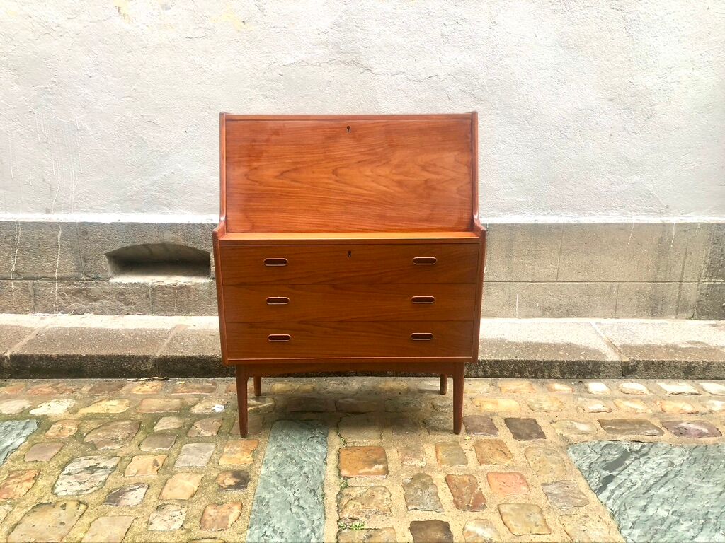 Secretary by Arne Wahl Iversen Denmark 1960