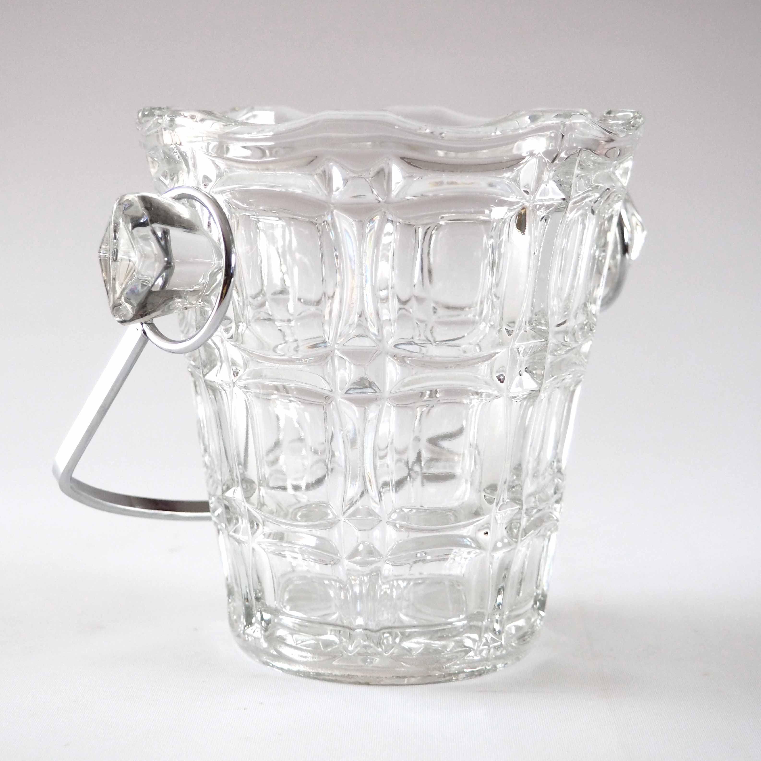 Glass ice bucket