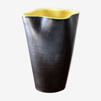 Vase en céramique noir et jaune années 60