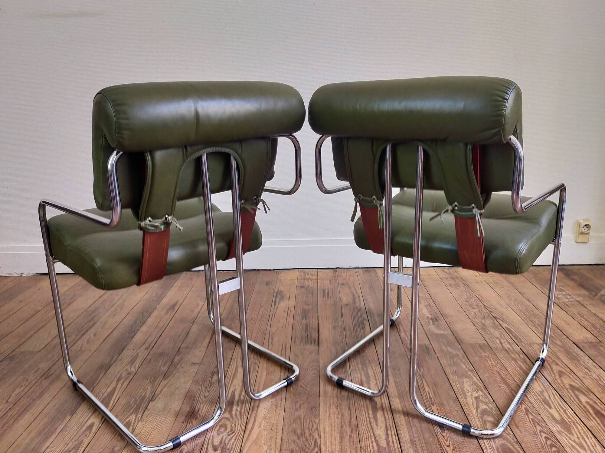 Paire de fauteuils Tucroma par Guido Faleschini