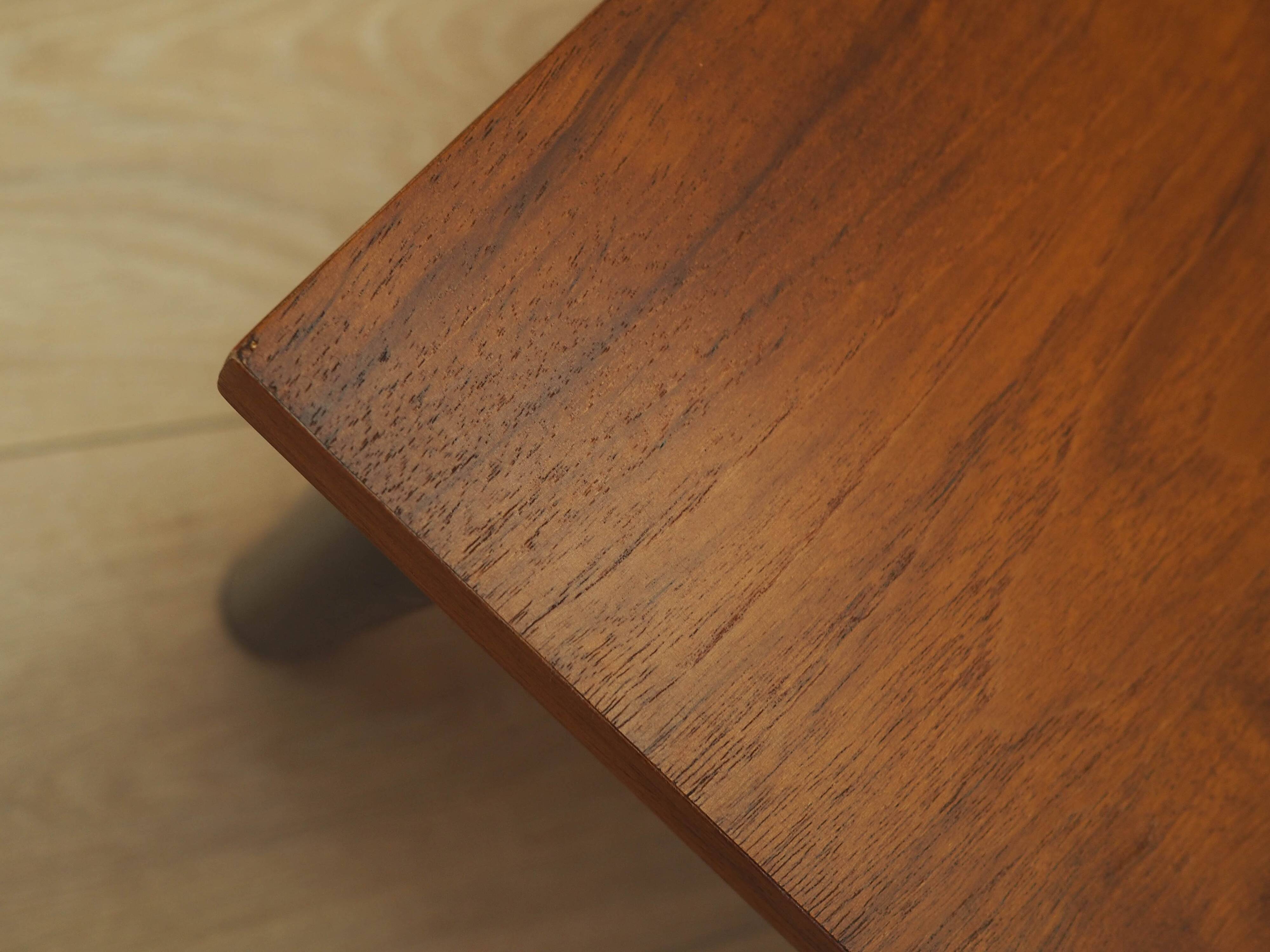 Table basse en placage danois, années 1960