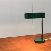 Lampe de table allemande 6890 de milieu de siècle de Kaiser Idell / Kaiser Leuchten