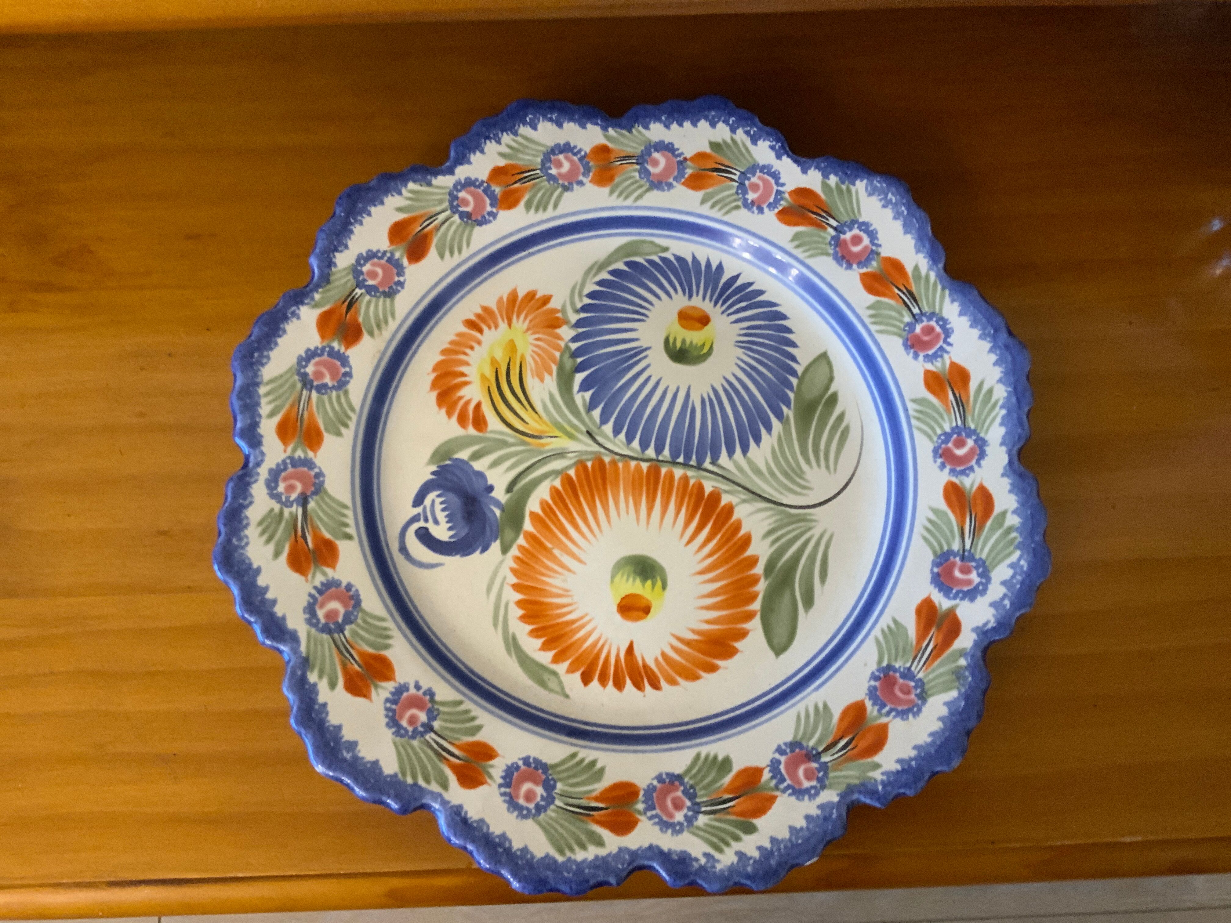 Assiette Quimper signée