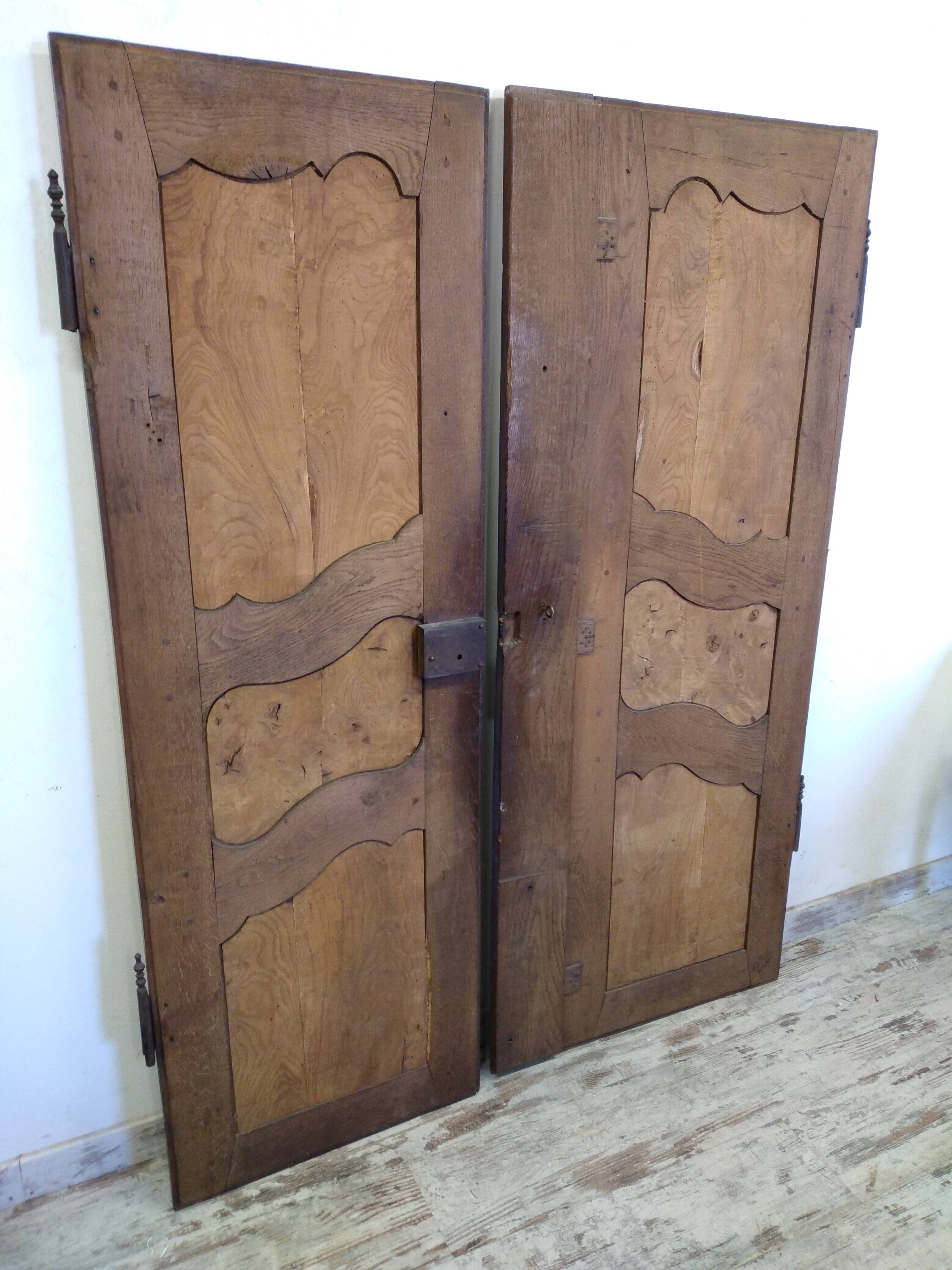 Old Bressane cabinet doors