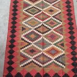 Kilim rug in jute and cotton. 150cm x 240cm