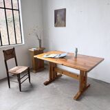 Mountain furniture table made of solid pine