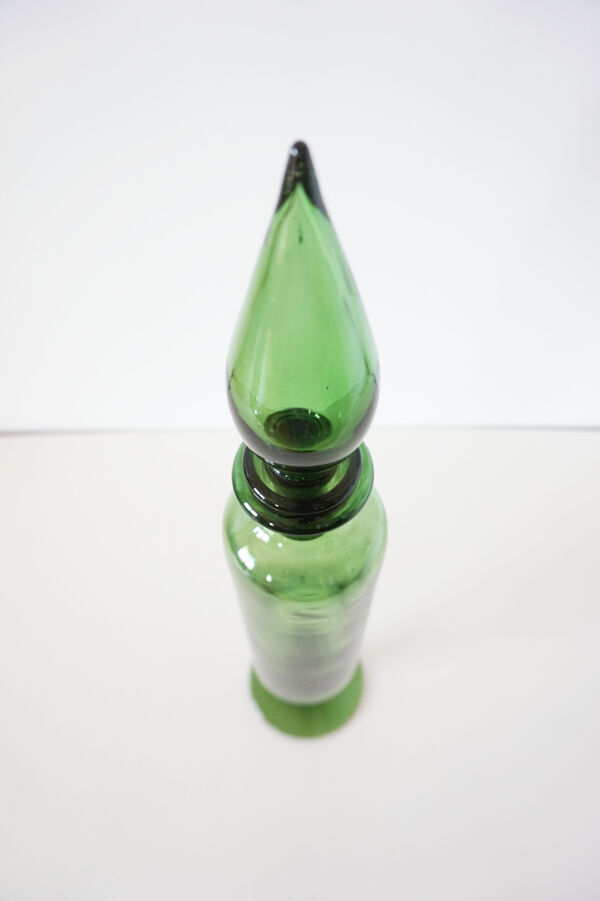 Carafe italienne en verre soufflé vert empoli