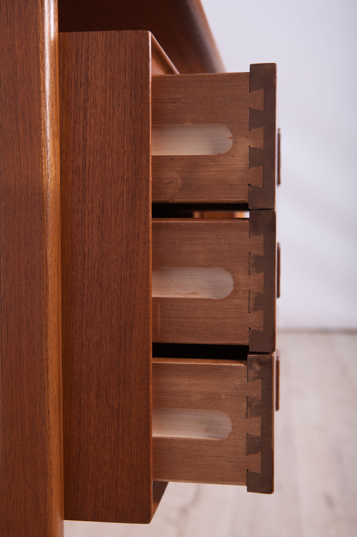 Mid-century danish teak desk by Arne Vodder for Sibast, 1960s