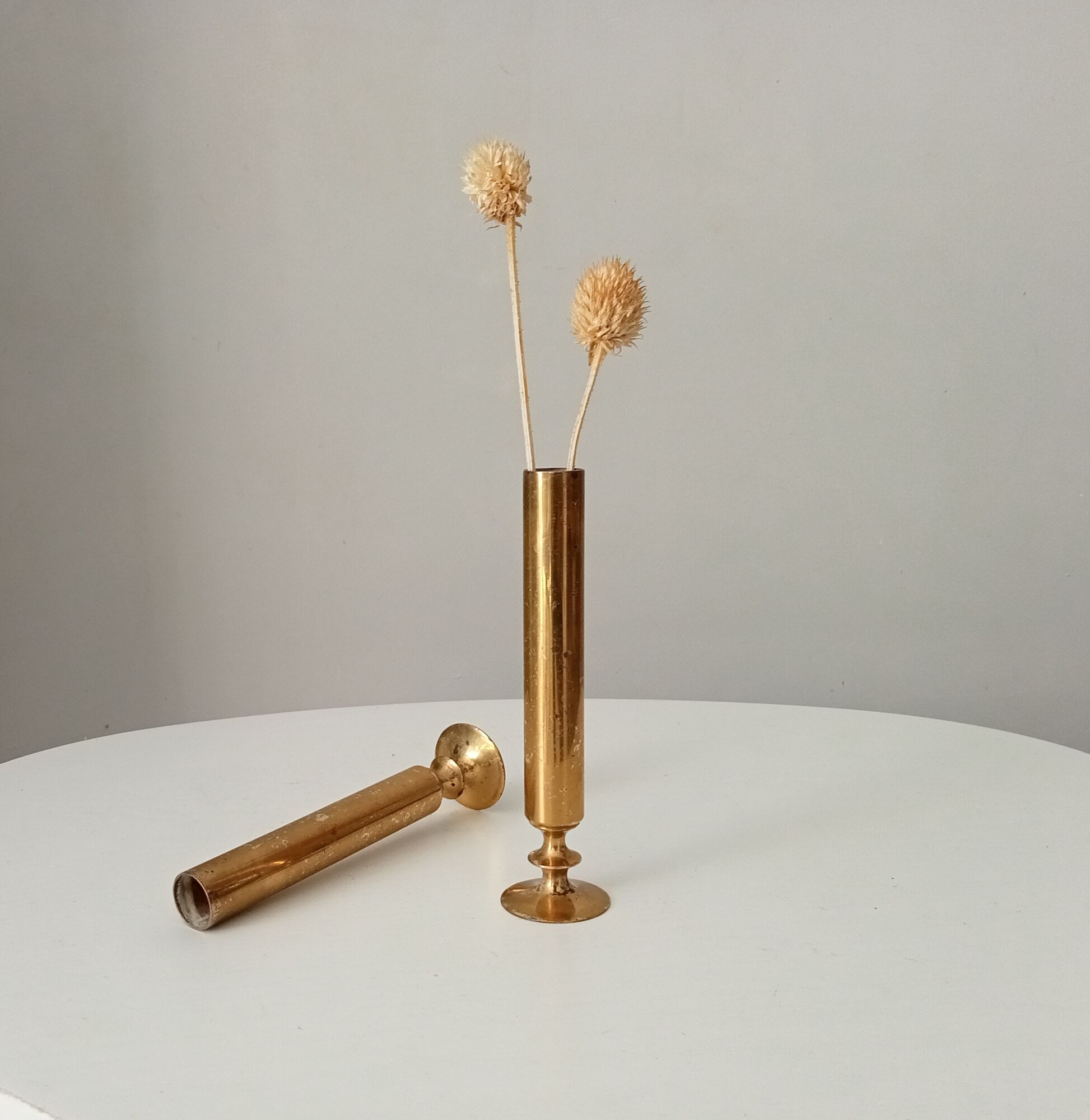 Pair of soliflores in solid brass folk art early twentieth century