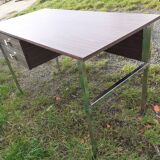 Desk model senior by Pierre Guariche for Meurop