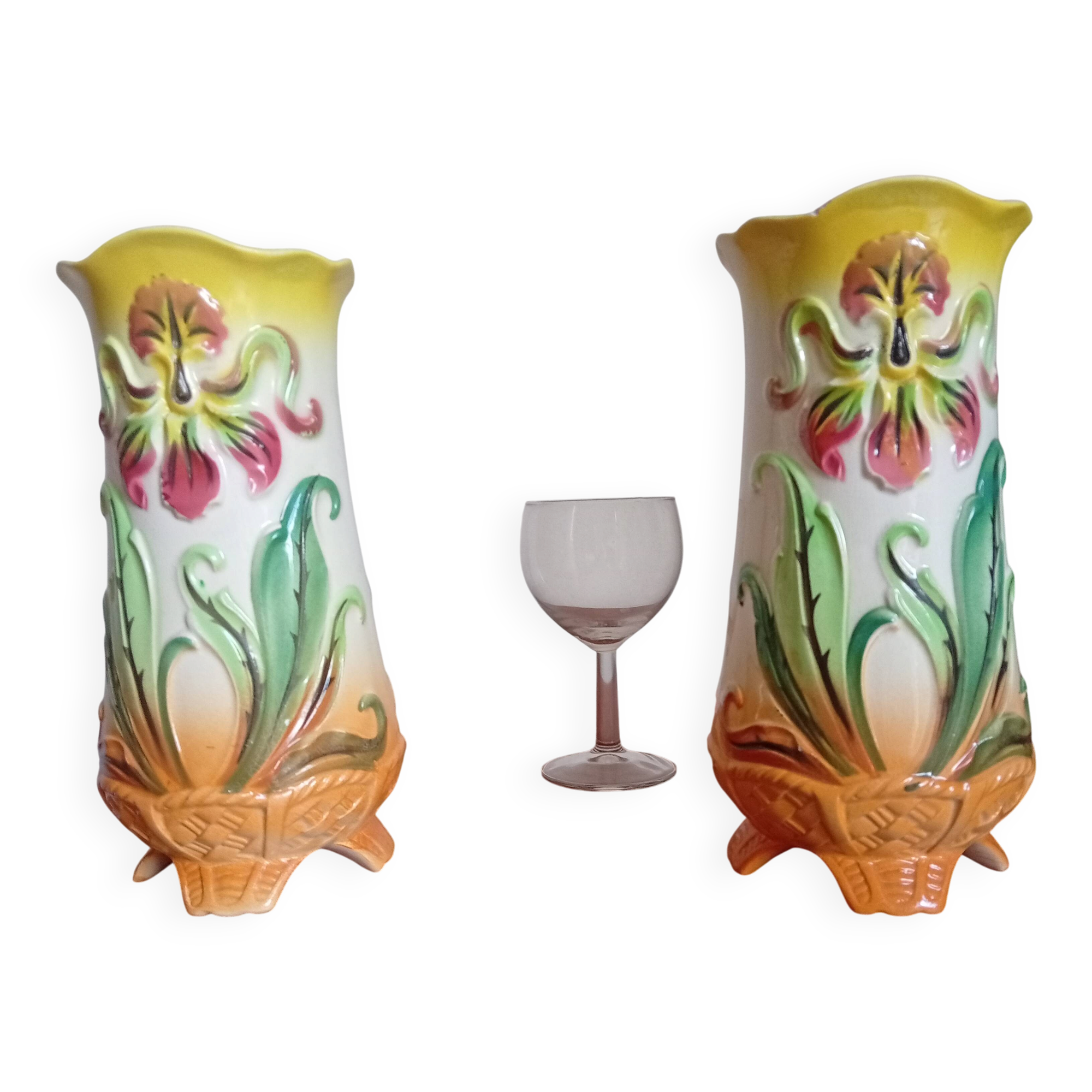planter / tall vase in barbotine (majolica) from the Art Nouveau period (circa