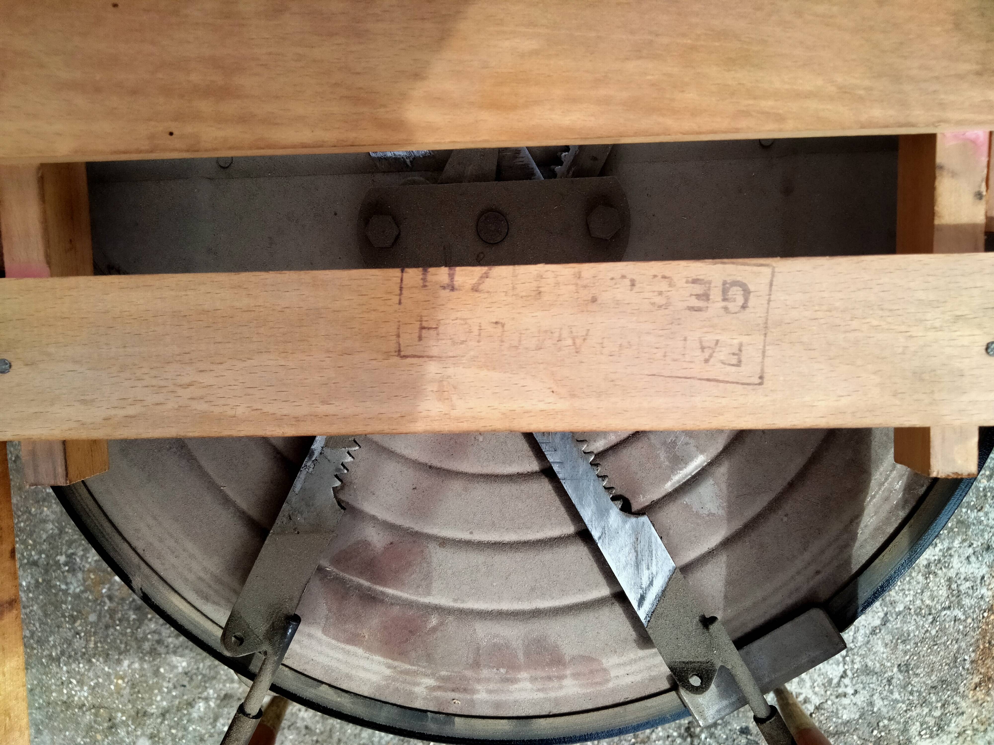 Extendable table with extensions old vintage compass legs design XXeme