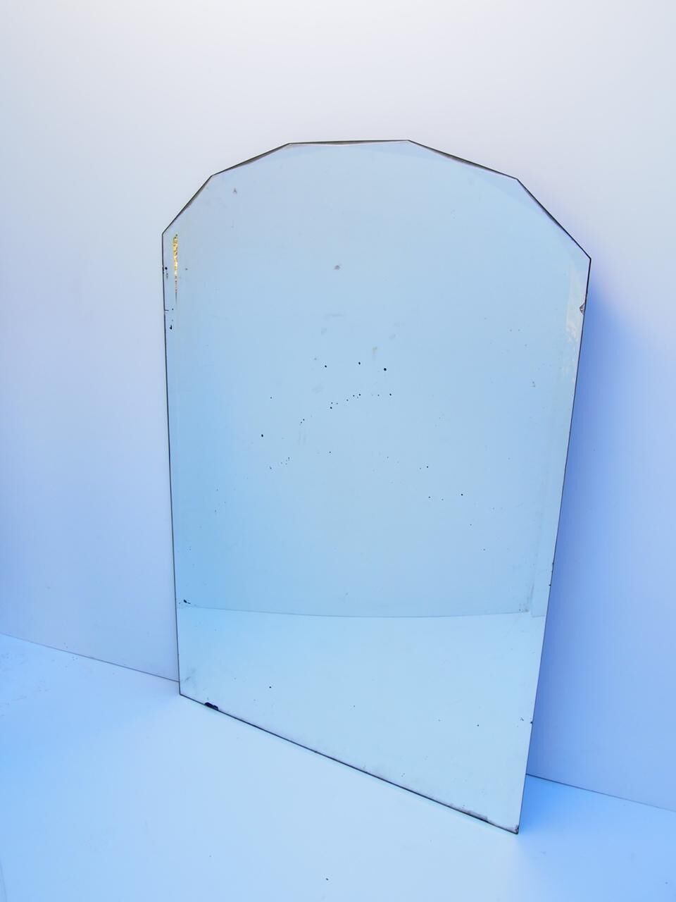 Beveled mirror