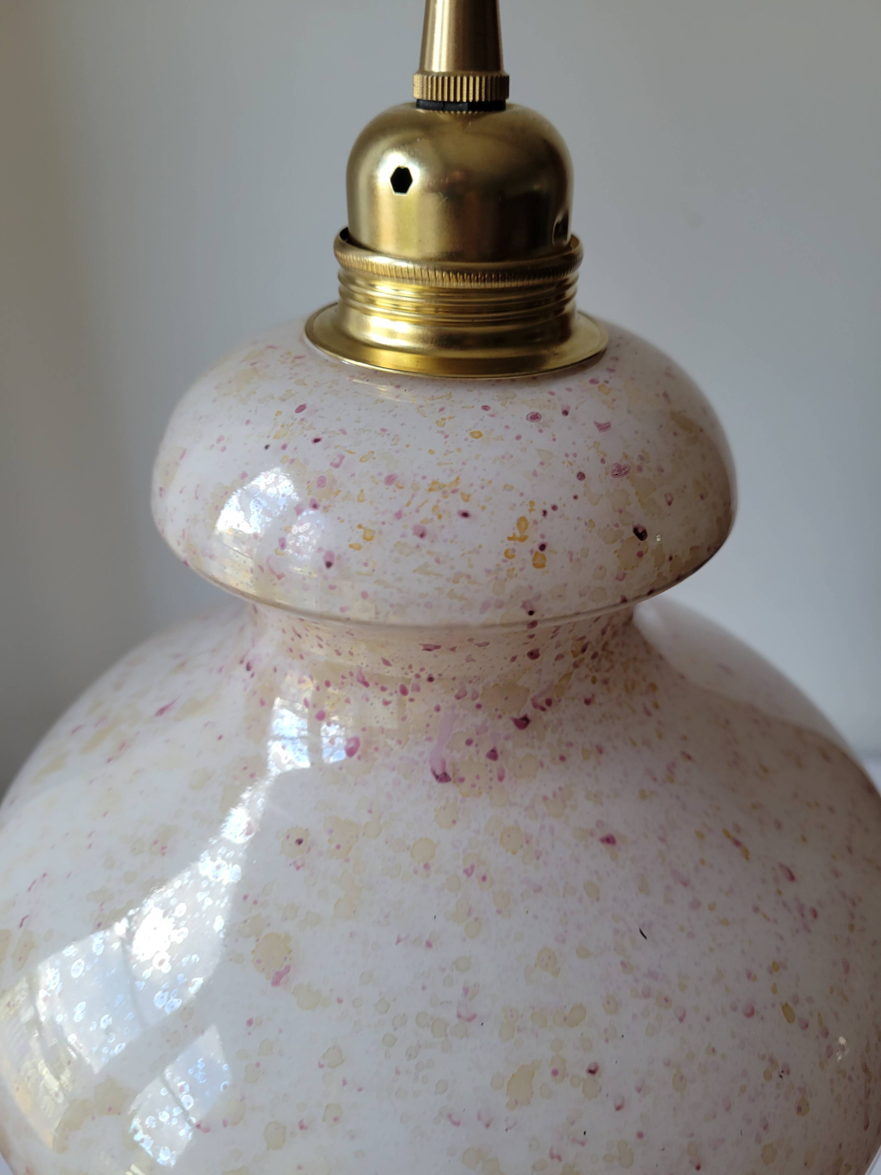 Suspension en opaline mouchetée