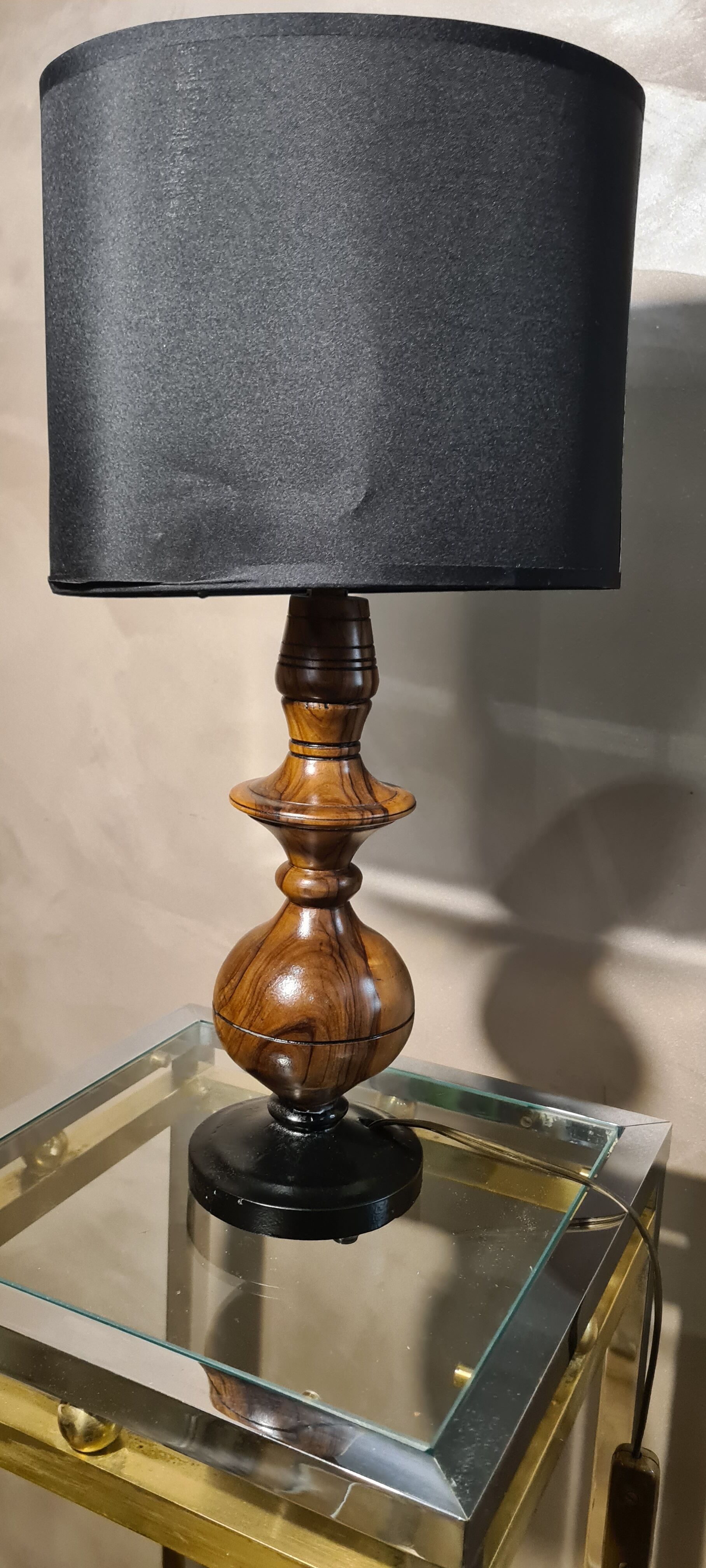 Lampe 1950 pied tourner en olivier 45x23cm