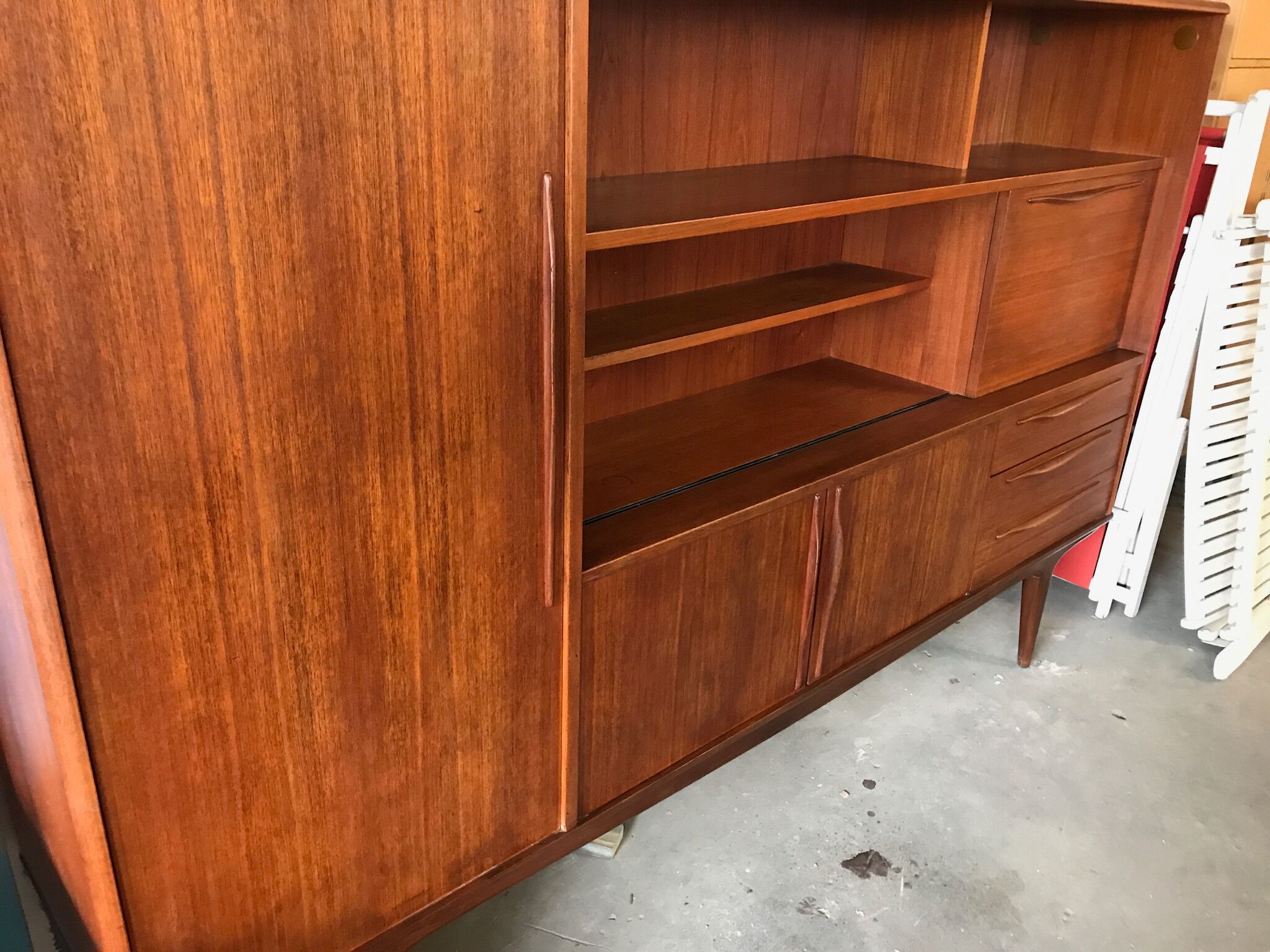 Enfilade vintage en teck scandinave