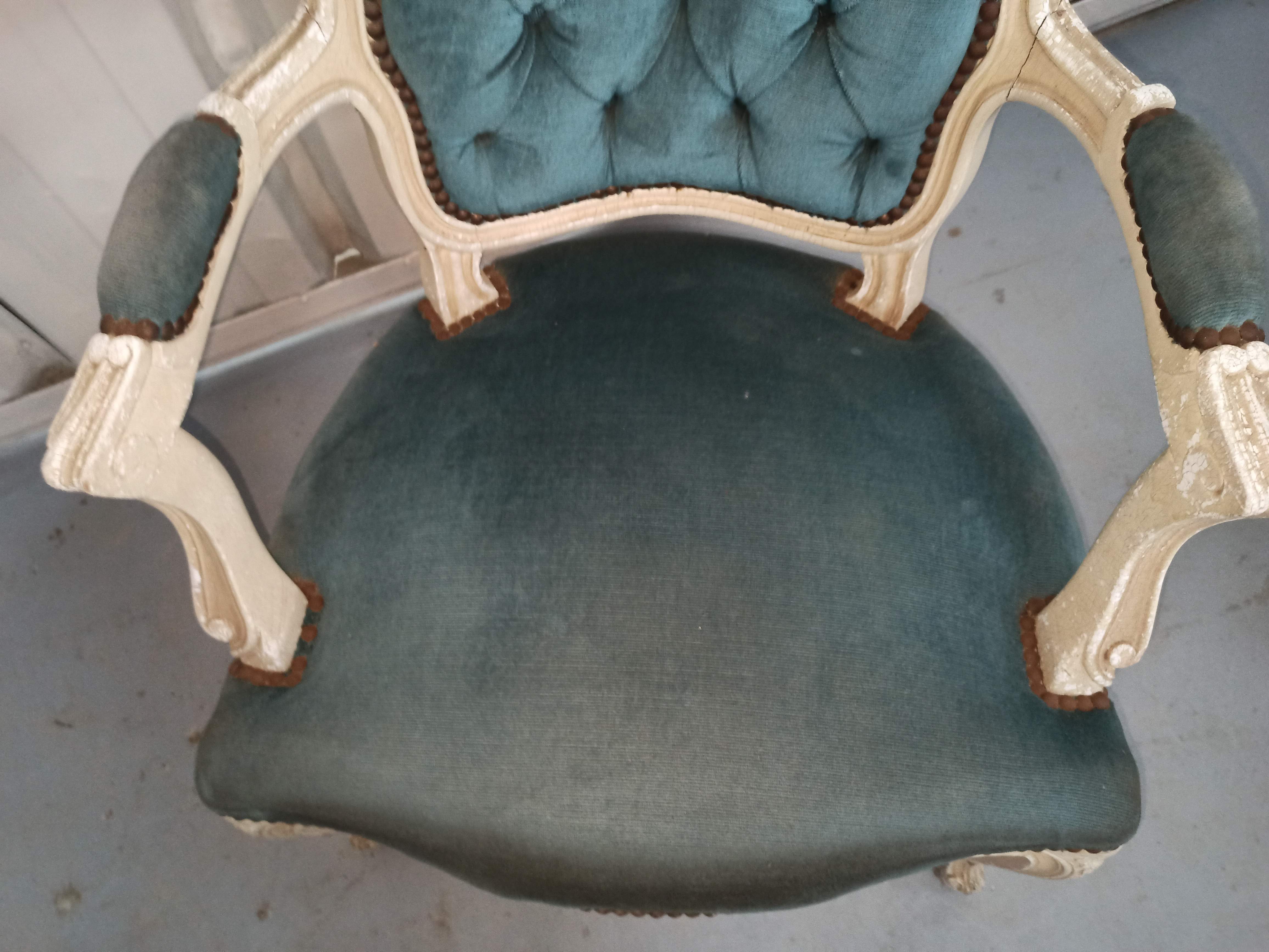 Louis XV armchair in old blue velvet