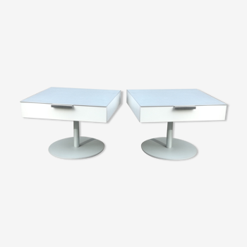 Paire de tables d'appoint