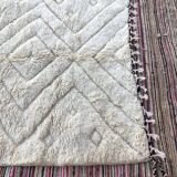 Handwoven Moroccan wool rug size 1.4/2.6 m.