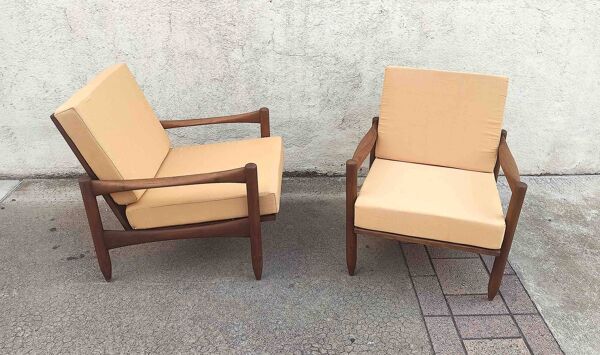 Paire de fauteuils scandinaves Années 60 refaits à neuf