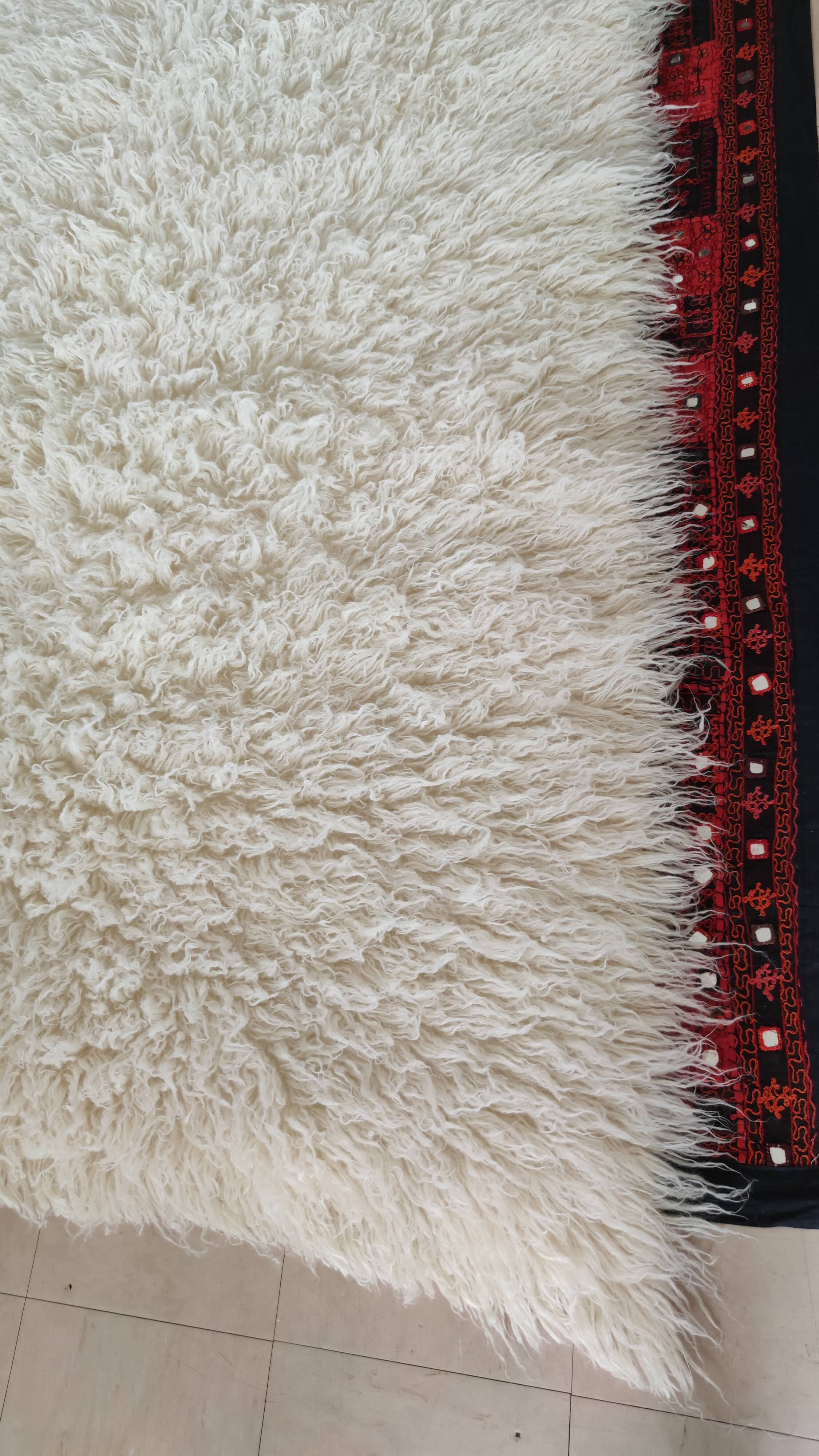 Sheep wool rugs long 296 x 236cm