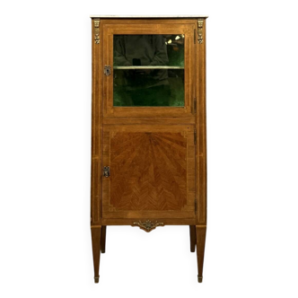Vitrine à système de style Louis XVI en marqueterie vers 1850