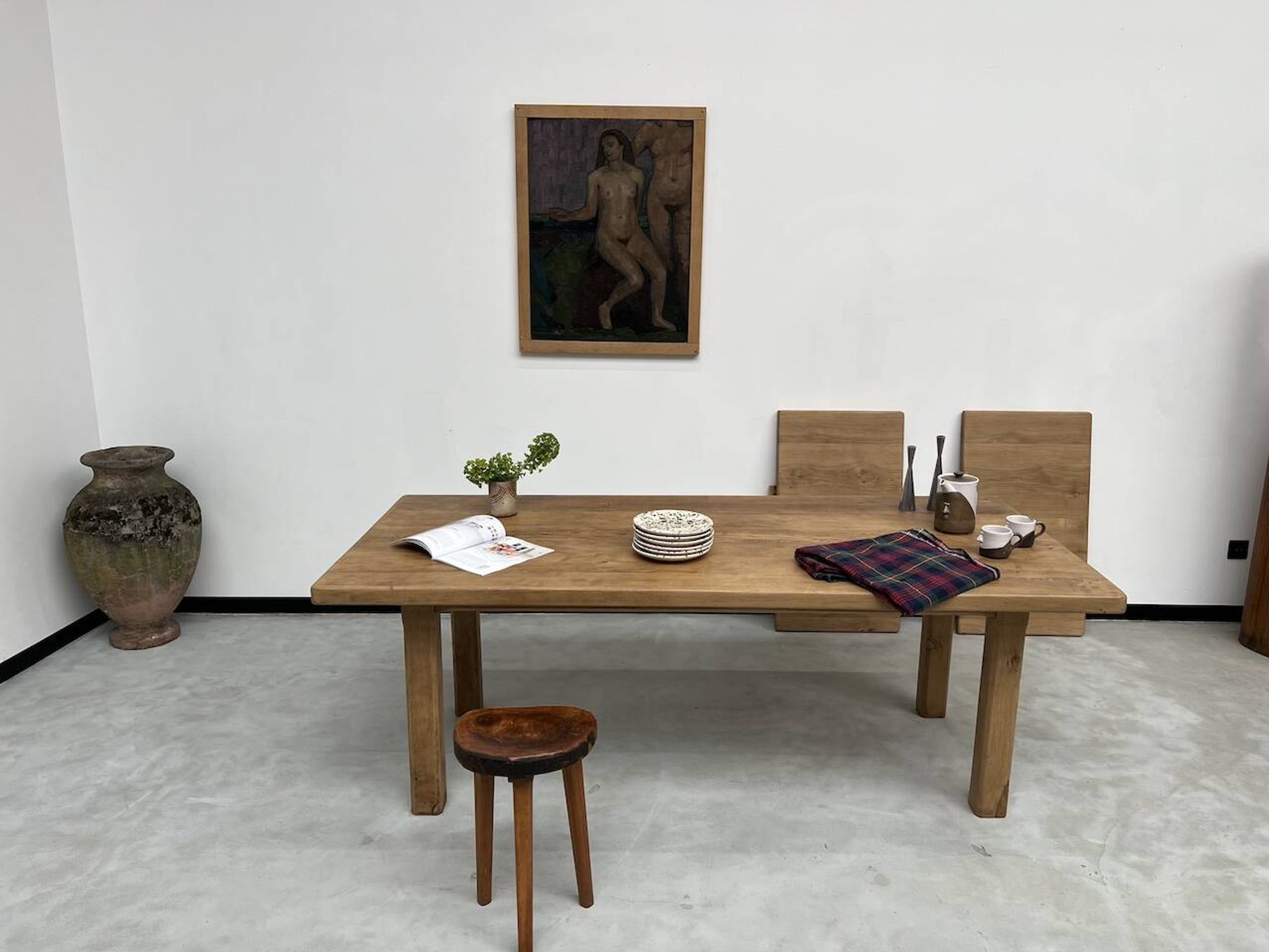 Large farm table from the 60s, in solid oak, with extensions