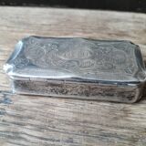 Napoleon III style snuffbox in finely decorated silver