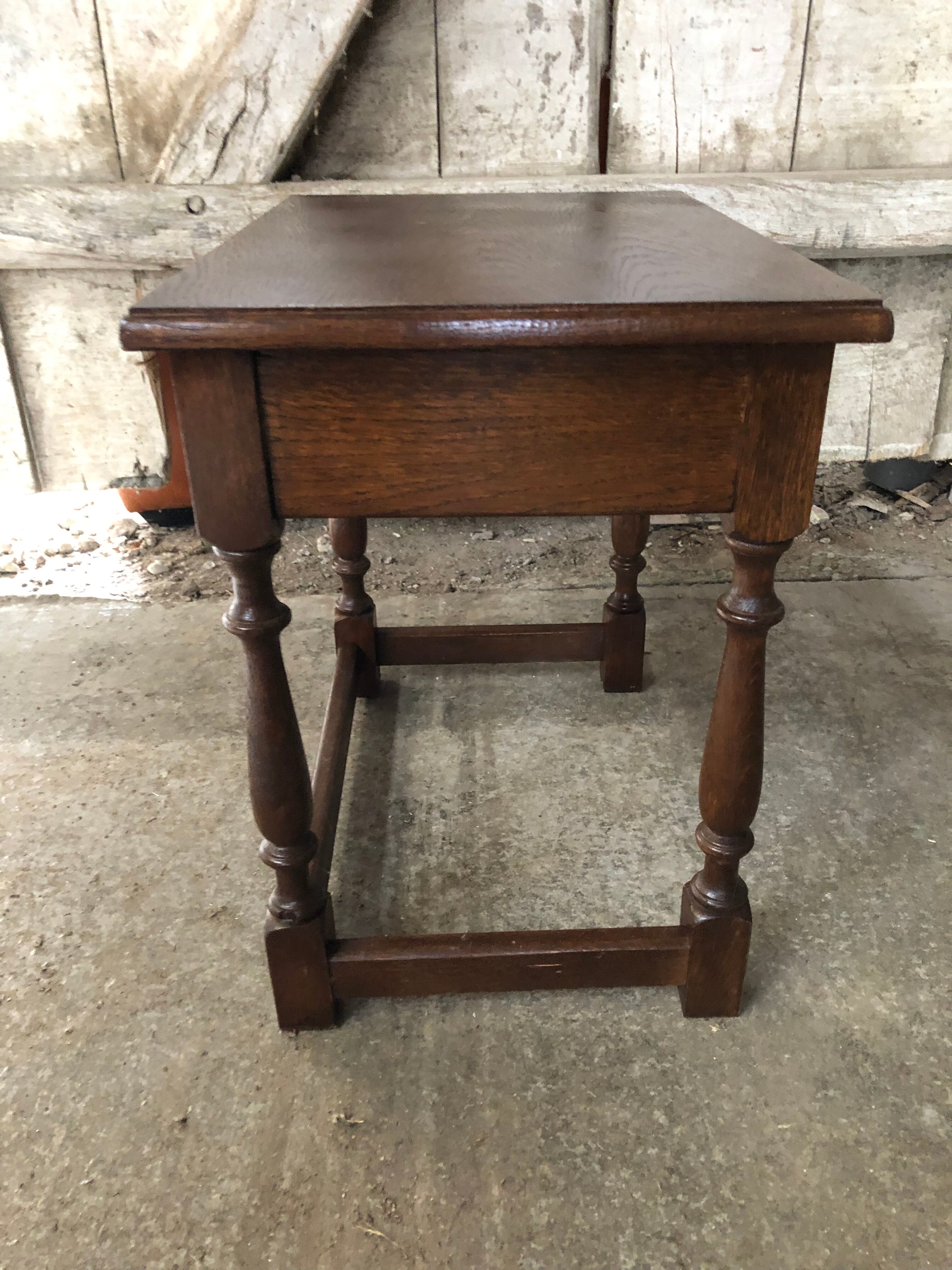 Old Coffee Table End Of Sofa Wood Turned Feet Vintage