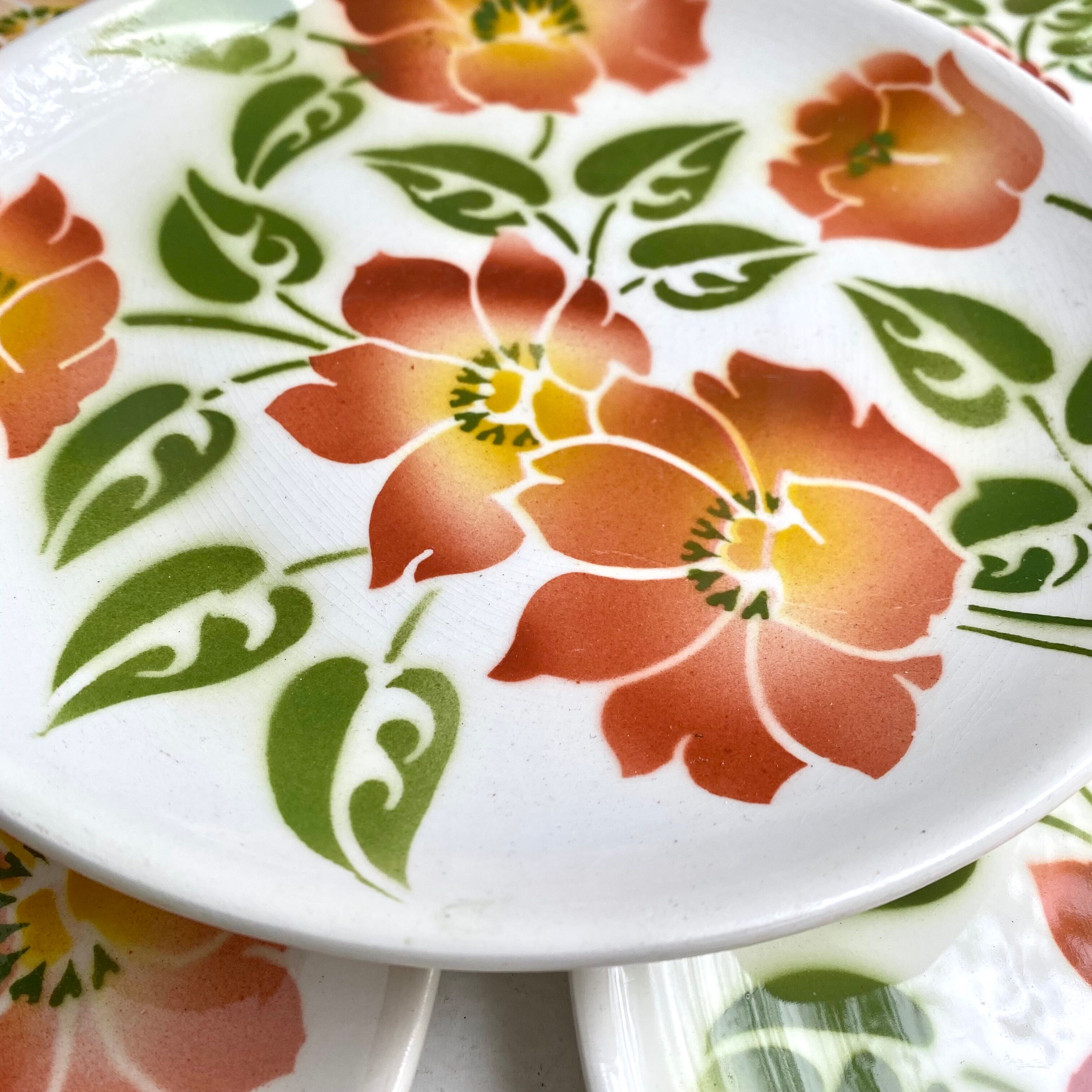 Dessert plates Moulin des loups Ontario