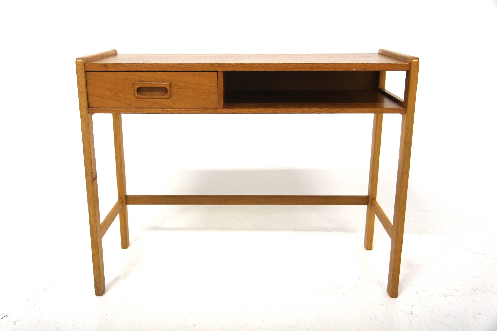 Scandinavian teak console "No. 526" Nybrofabriken, Fröseke, Sweden, 1960