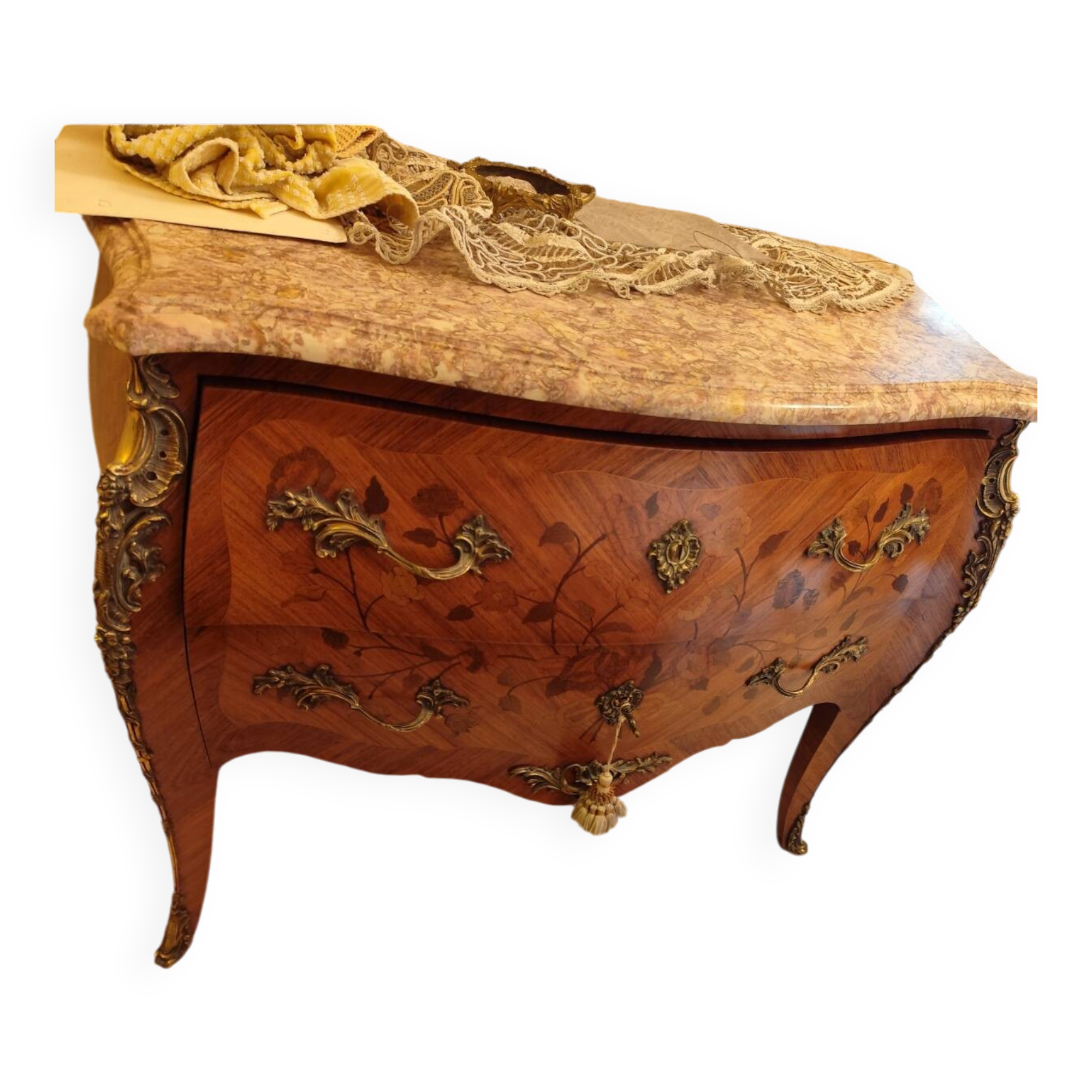 Louis XV commode