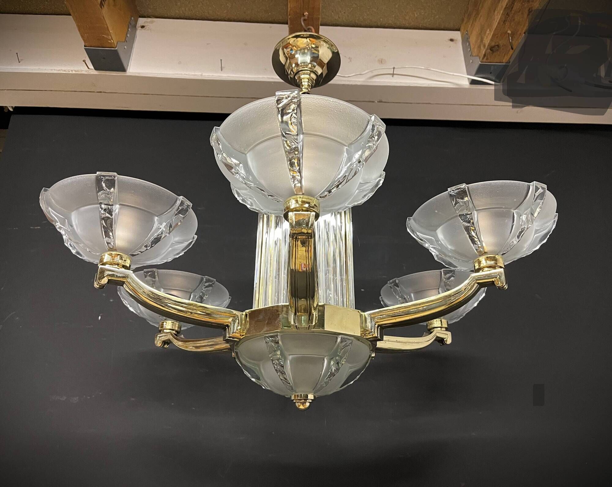 Art deco chandelier with chopsticks spirit Petitot bronze frosted glass Skyscraper