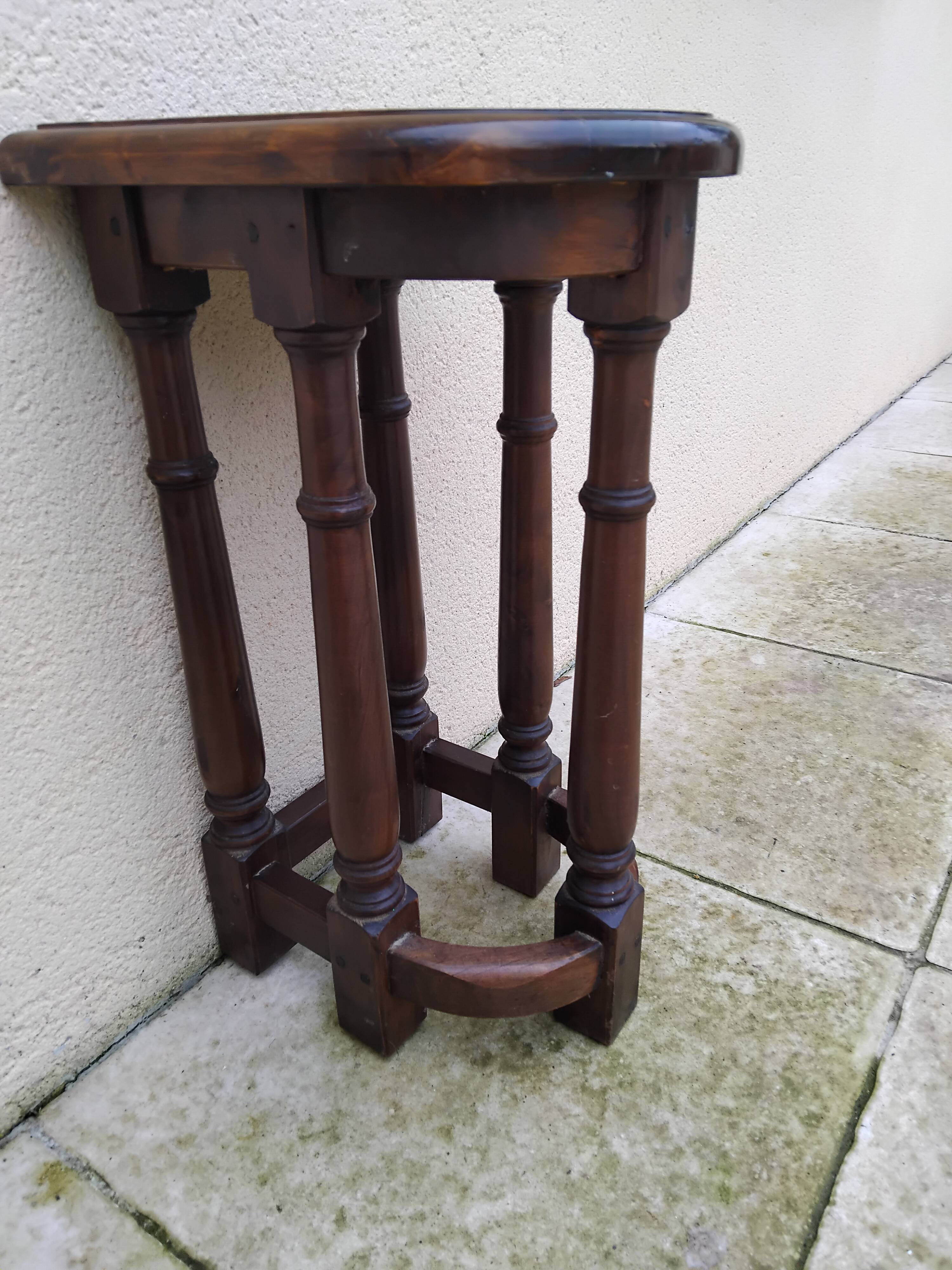 Vintage 80s side table or sofa end table in solid oak