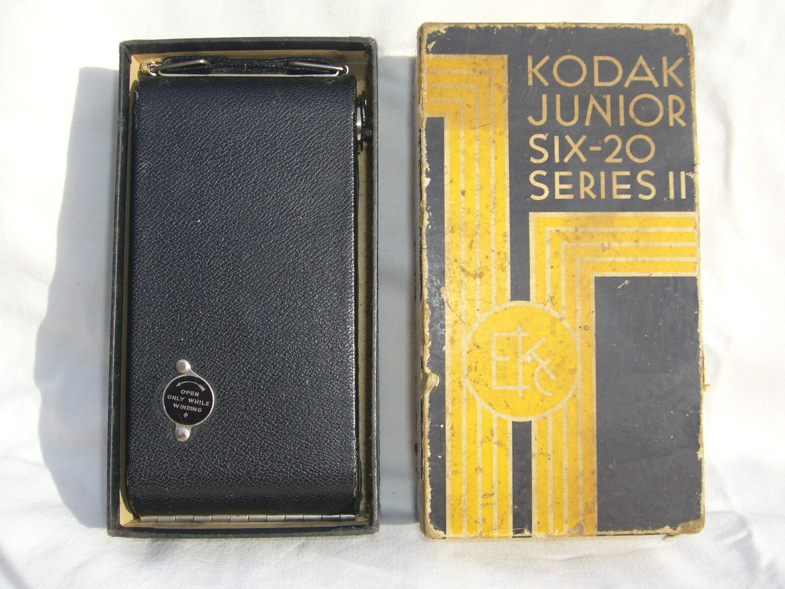 old KODAK junior six-20 series II camera with original box
