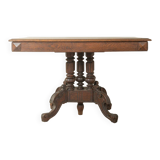 Classic Gründerzeit dining table from the 1900s