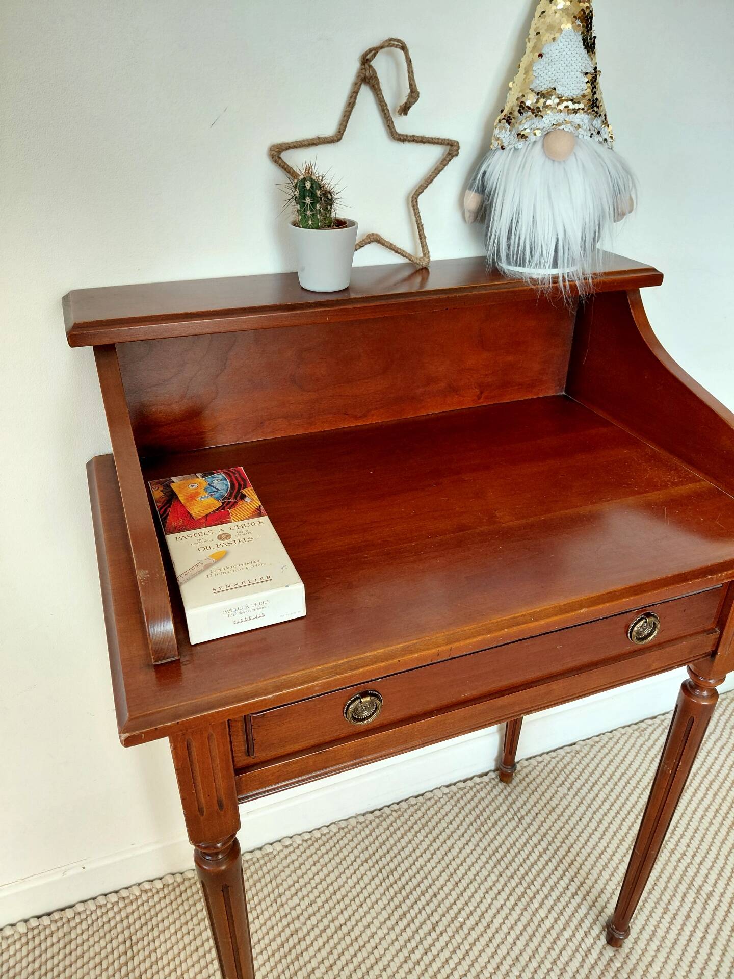 Bureau Bonheur du Jour in Louis XVI style - Cherry wood and Brass - NF P label.