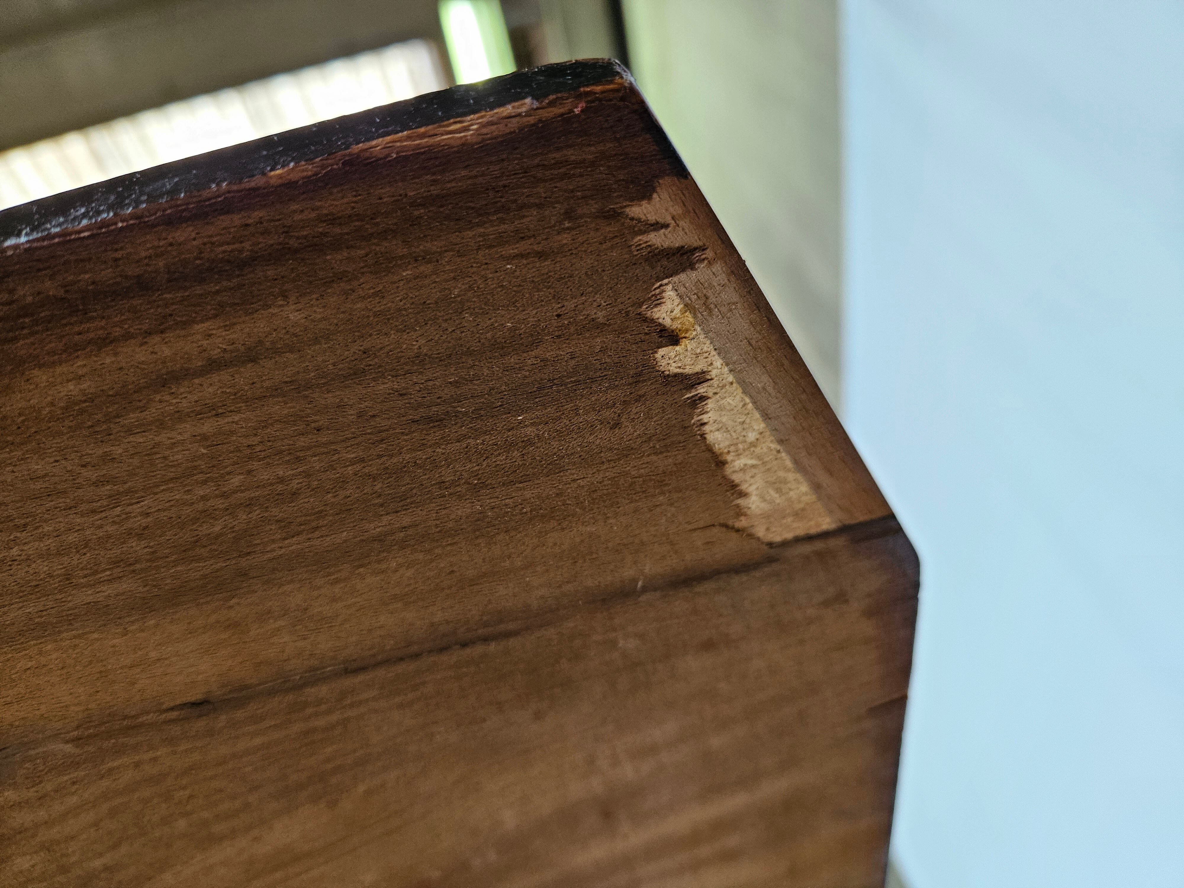 Table à manger extensible de style scandinave en noyer et ébène