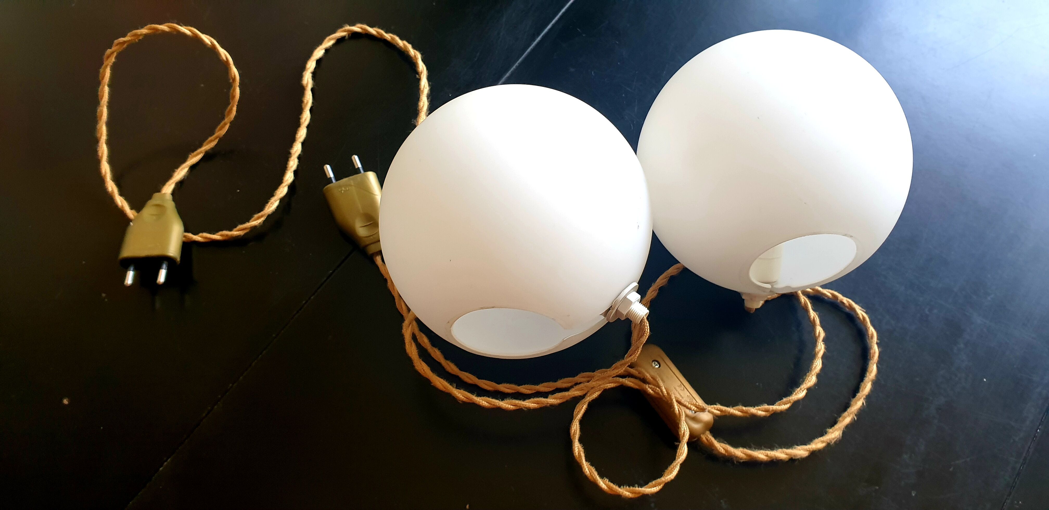 2 vintage ball lamps