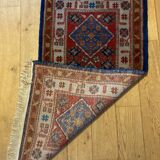 Sinkiang rug in pure new wool entirely handmade from the 1970s